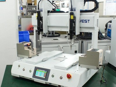 哪家自動擰螺絲機可以自動識別漏鎖、漏送問題？-堅豐股份
