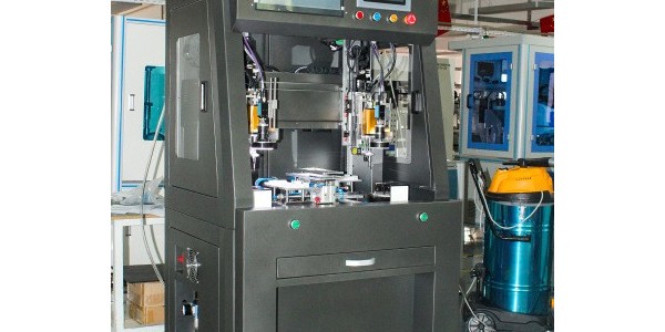 自動擰螺絲機(jī)使用時需要注意事宜？-堅豐股份