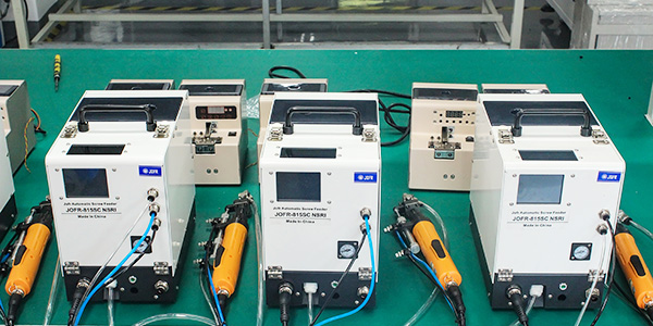 使用自動(dòng)鎖螺絲機(jī)要注意哪些方面？堅(jiān)豐電子告知您